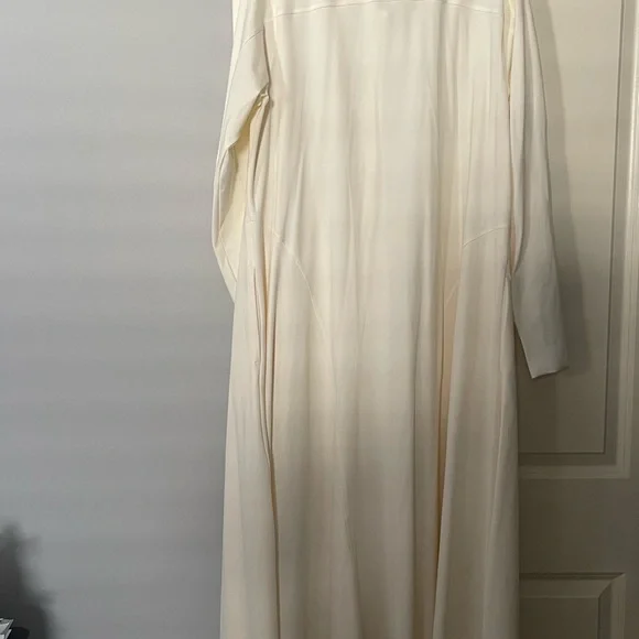 Elegant Cream Button-Down Flowy Dress - Picture 2 of 5